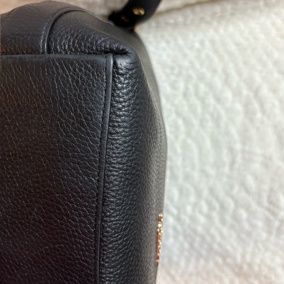 Coach Val Duffle Black Leather Shoulder Bag - Picture 7 of 16